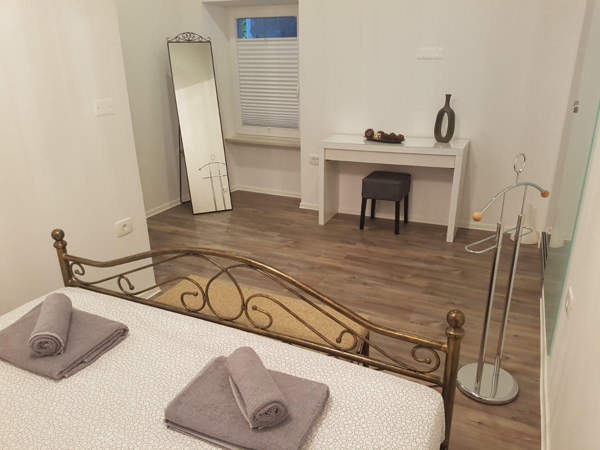 Apartment Ida Koper Buitenkant foto
